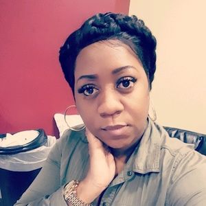 Meet your Posher, Kim